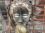 Masker, Ophalen