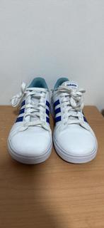 Adidas schoenen in perfect staat, Kleding | Dames, Ophalen, Zo goed als nieuw