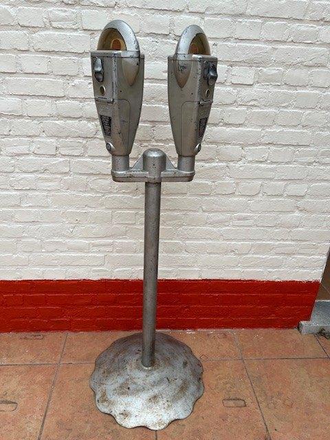 Duncan Meter, dubbele Franse parkeermeter, Antiek en Kunst, Antiek | Woonaccessoires, Ophalen