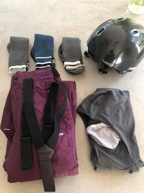 Pantalon - casque - pull et chaussettes de ski, Kinderen en Baby's, Kinderkleding | Overige, Gebruikt, Jongen of Meisje, Ophalen