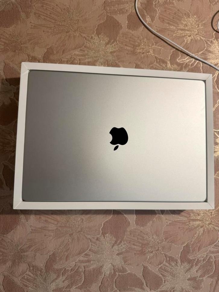 Macbook Pro M4 16", Computers en Software, Apple Macbooks, Zo goed als nieuw, MacBook, 16 inch, 512 GB, Ophalen