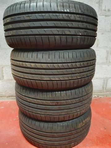 4 pneus Goodyear 225/55/16 95W  disponible aux enchères