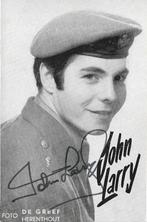 Kaart met handtekening  John Larry  -  zanger, Ophalen of Verzenden