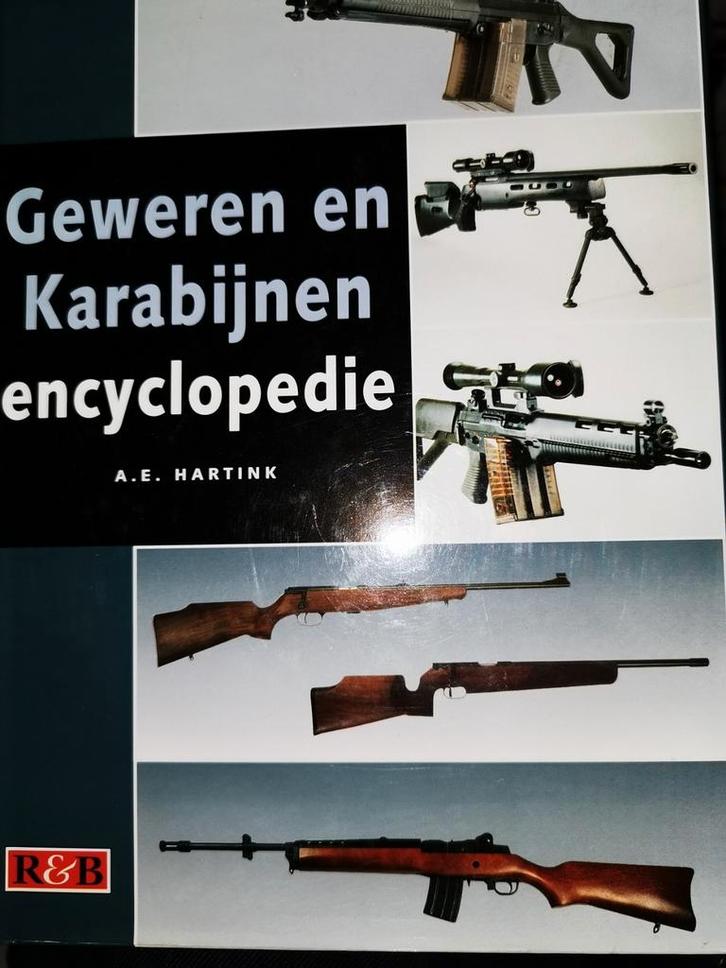 Geweren en karabijnen enceclopedie A. E. Hartink, Boeken, Oorlog en Militair, Zo goed als nieuw, Ophalen of Verzenden