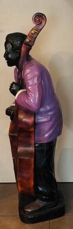 Beeld jazzmuzikant XL, Ophalen