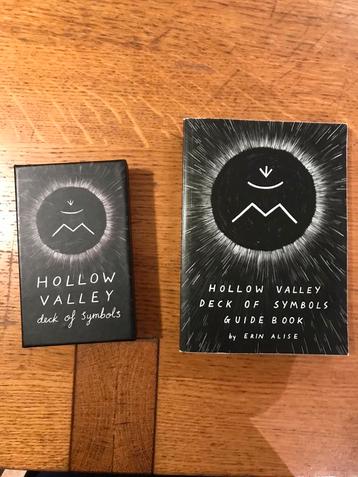 Hollow valley deck of symbols
