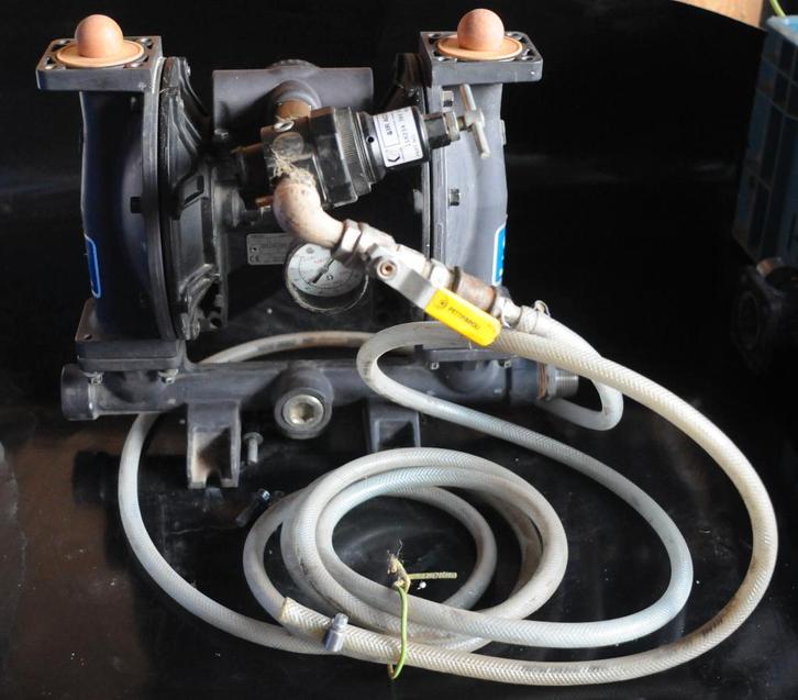 Husky 1050 membraampomp, Doe-het-zelf en Bouw, Gereedschap | Overige machines, Ophalen