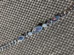 Élégant bracelet en argent avec triplets d'opale et cristaux, Neuf, Enlèvement ou Envoi, Avec pierre précieuse, Argent