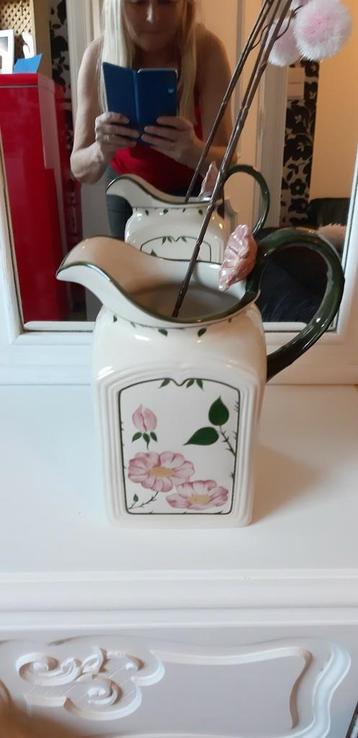 Grote kan villeroy & boch wild roses beschikbaar voor biedingen