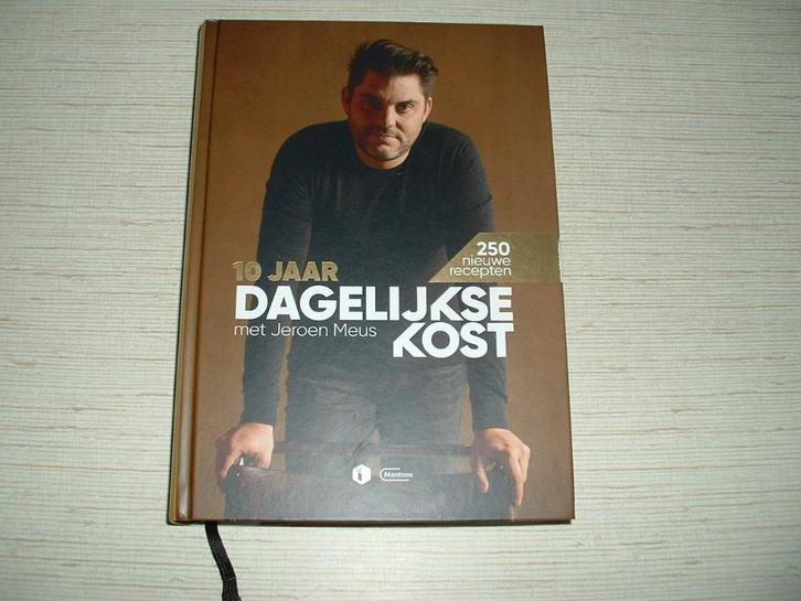 10 jaar Dagelijkse Kost Jeroen Meeus hardcover, Boeken, Kookboeken, Zo goed als nieuw, Ophalen of Verzenden