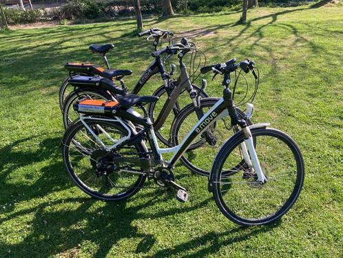 e move alle onderdelen opladers, batterijen, electronica enz, Fietsen en Brommers, Elektrische fietsen, Zo goed als nieuw, 50 km per accu of meer