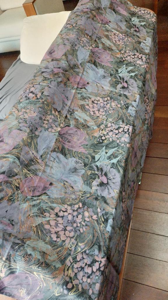 Overgordijnen 2verduisterende gordijnen 140x200 hoog haakjes, Huis en Inrichting, Stoffering | Gordijnen en Lamellen, Zo goed als nieuw