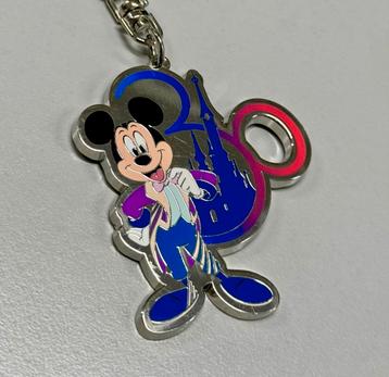 Porte-clés 30e anniversaire de Disneyland Paris, taille XL