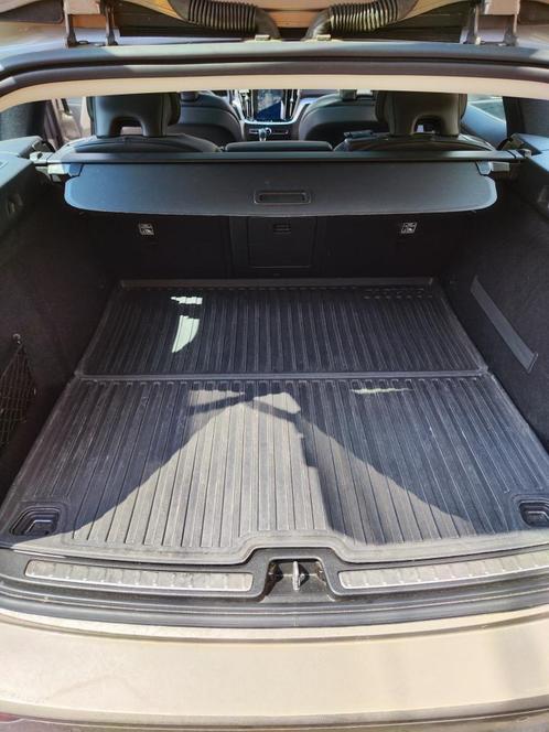Tapis de coffre + filet de sécurité pour Volvo V60 (2018-..), Autos : Divers, Tapis de coffre, Utilisé, Enlèvement
