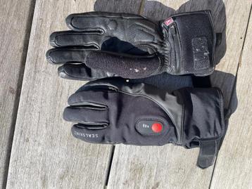 Sealskinzz Upwell verwarmde fietshandschoen maat M  beschikbaar voor biedingen