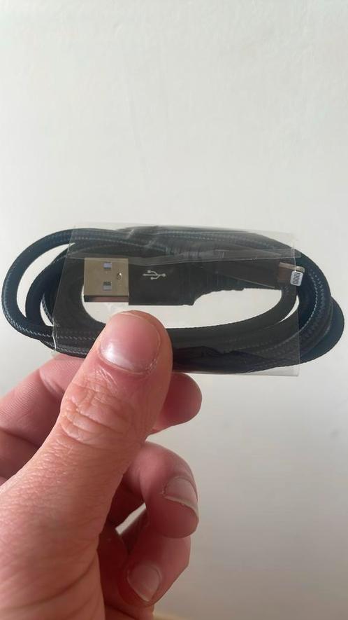 Promiz Lightning to USB kabel 1 meter Made For iPhone, Telecommunicatie, Mobiele telefoons | Telefoon-opladers, Nieuw, Apple iPhone