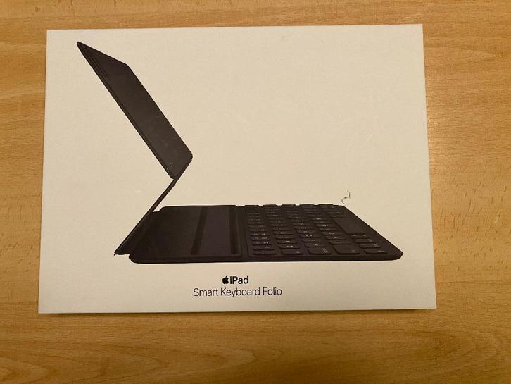 APPLE original  smart keyboard FOLIO .NIEUW, Computers en Software, Toetsenborden, Nieuw, Azerty, Draadloos, Ergonomisch, Opvouwbaar