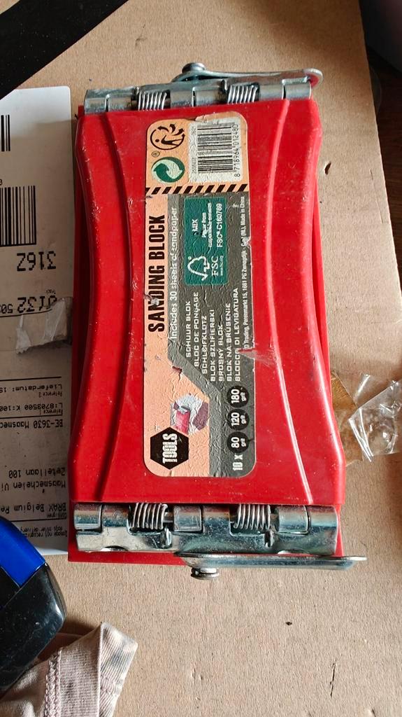 Schuurblok met metalen klemmen, puur blok, Doe-het-zelf en Bouw, Gereedschap | Schuurmachines, Zo goed als nieuw, Overige typen