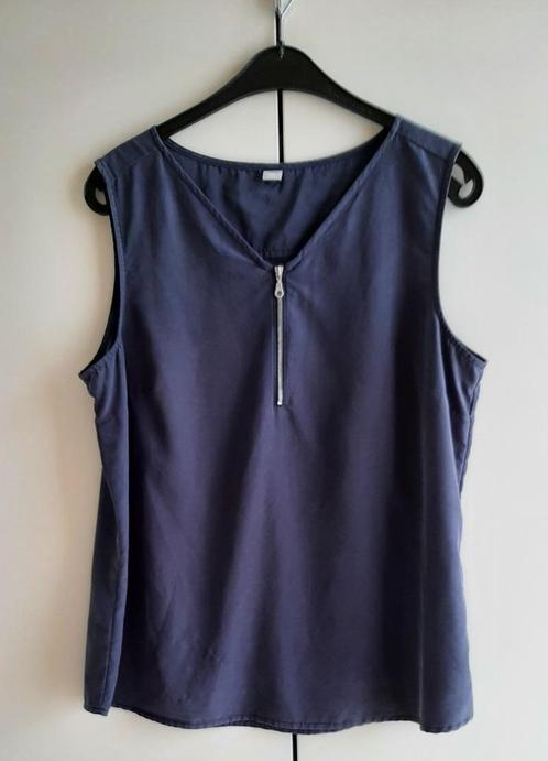 Te koop: Mooie blauwe top van s' Oliver, 42., Vêtements | Femmes, Tops, Porté, Taille 42/44 (L), Bleu, Sans manches, Enlèvement