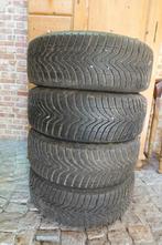 Set van 4 winterbanden op stalen velg 205/60 R16, Auto-onderdelen, Banden en Velgen, Ophalen, Gebruikt, 16 inch, Banden en Velgen