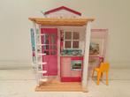 Barbie - huis met 2 verdiepingen, Kinderen en Baby's, Speelgoed | Poppenhuizen, Ophalen, Gebruikt