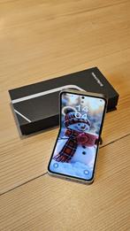 Samsung Z Flip 7 Fe, Telecommunicatie, Ophalen, Wit, Touchscreen, Zo goed als nieuw