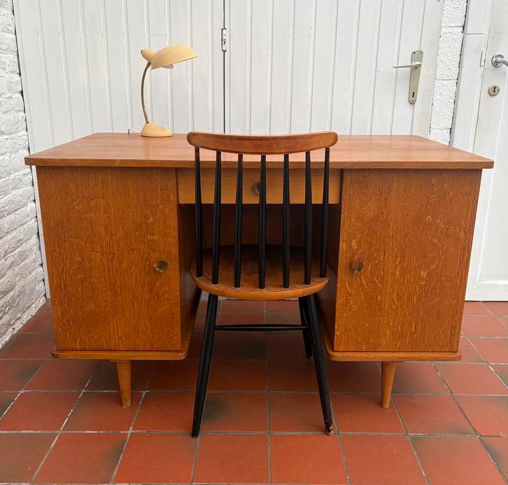 Vintage Scandinavisch bureau, Huis en Inrichting, Bureaus, Gebruikt, Bureau, Ophalen
