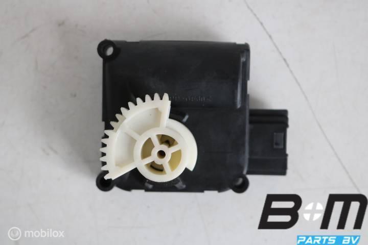 Kachelstelmotor Audi A6 4F 4F0820511B, Auto-onderdelen, Airco en Verwarming, Gebruikt