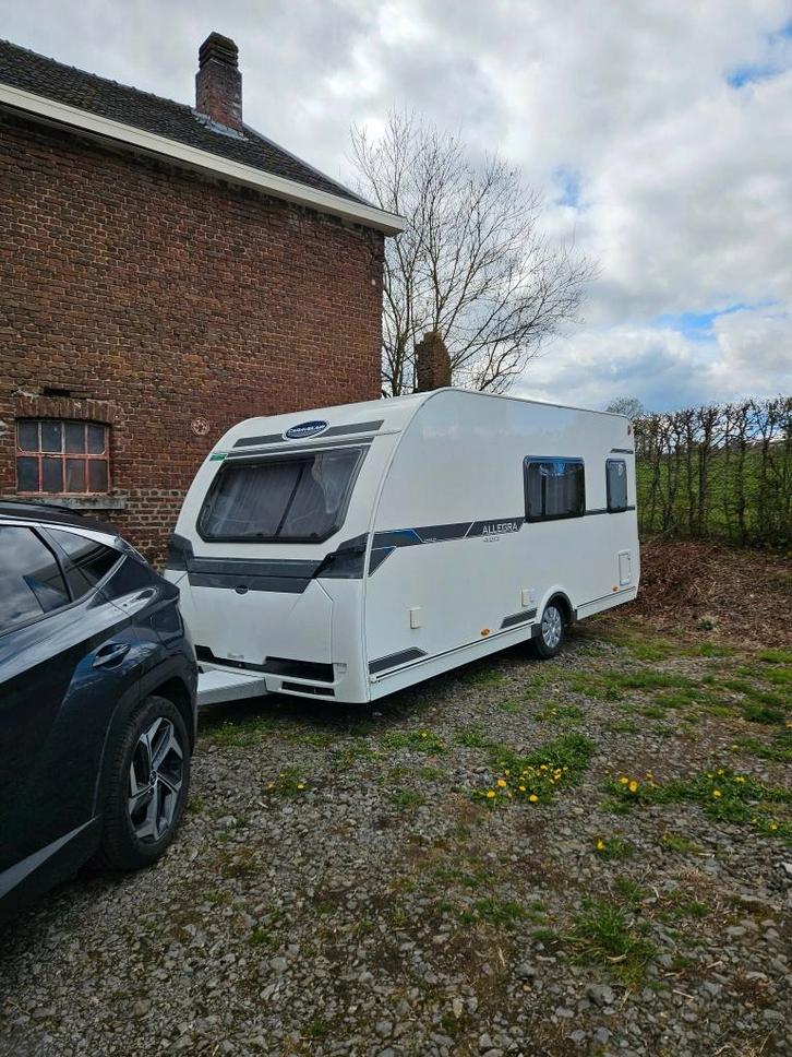 Caravane, Caravanes & Camping, Caravanes, Particulier, jusqu'à 4, 1000 - 1250 kg, Siège de train, Caravelair, Lit transversal