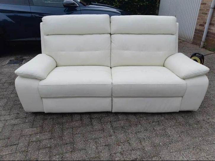 Witte 2,5 zitsbank Casanova met dubbele relaxfunctie, Huis en Inrichting, Zetels | Zetels, Gebruikt, Rechte bank, Driepersoons