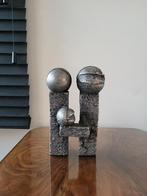 Statue massive « Mère et enfant » de Willy Ceysens,, Enlèvement ou Envoi