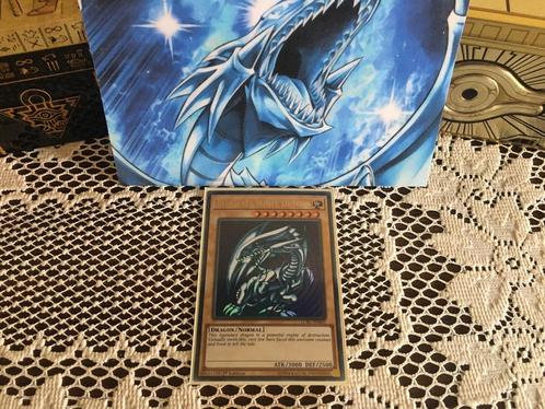 1st Edition Blue-Eyes White Dragon - Yu-Gi-Oh!, Hobby en Vrije tijd, Verzamelkaartspellen | Yu-gi-Oh!, Zo goed als nieuw, Losse kaart