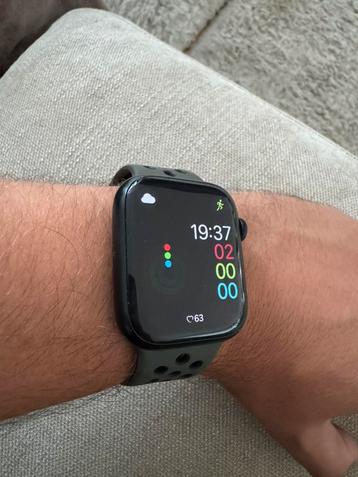 Apple watch series 7 45mm (GPS) + original bands beschikbaar voor biedingen