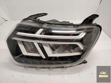 Dacia Duster II Lift Wit LED linkerlamp Ideaal beschikbaar voor biedingen
