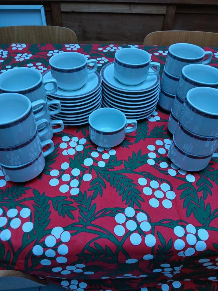 Bavaria hotelporcelein koffie servies (18), Huis en Inrichting, Keuken | Servies, Ophalen