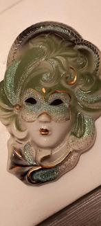 Venetiaans masker in porcelein, Zo goed als nieuw, Ophalen