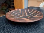 Bord nieuw keramiek, handgemaakt Afrika, bruintinten 24,5 cm, Enlèvement ou Envoi