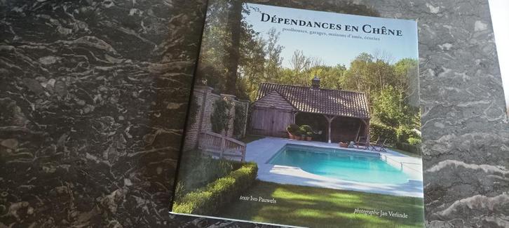 Eikenhouten bijgebouwen, poolhouses, garages, stallen..., Boeken, Kunst en Cultuur | Architectuur, Zo goed als nieuw, Architecten