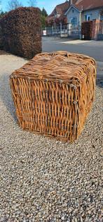 Rieten mand, Huis en Inrichting, Ophalen, Gebruikt, Mand, Vierkant