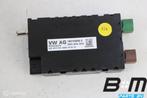 USB - hub met spanningsomvormer VW Passat B8 3G5035953, Auto diversen, Autoradio's, Gebruikt