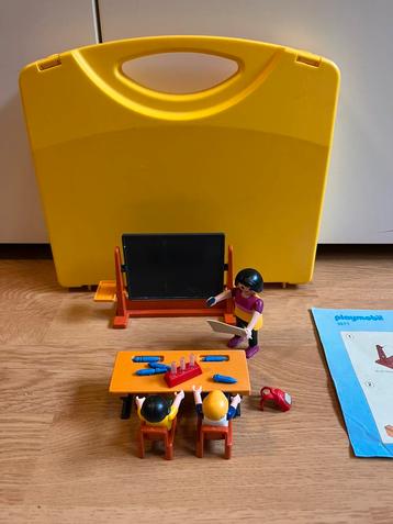 Playmobil koffer schooltje 5971 beschikbaar voor biedingen