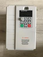 Convertisseur Inverseur Monophasée vers Triphasée, Doe-het-zelf en Bouw, Elektriciteit en Kabels, Ophalen of Verzenden, Zo goed als nieuw