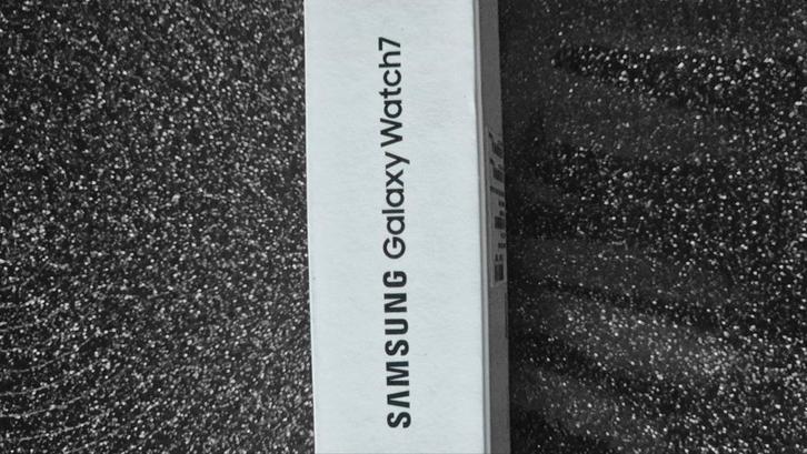 Samsung Galaxy Watch 7, Handtassen en Accessoires, Smartwatches, Nieuw, Conditie, Ophalen