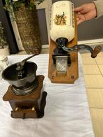 Twee antieke koffiemolens, Antiek en Kunst, Ophalen