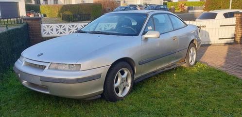 Opel calibra 1992, Autos, Opel, Particulier, Calibra, Essence, Euro 3, Coupé, 3 portes, Boîte manuelle, Argent ou Gris, Noir, Cuir