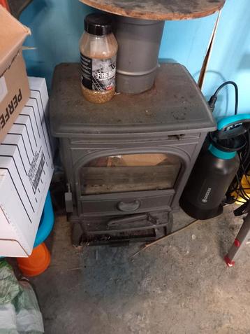 Dovre houtkachel beschikbaar voor biedingen