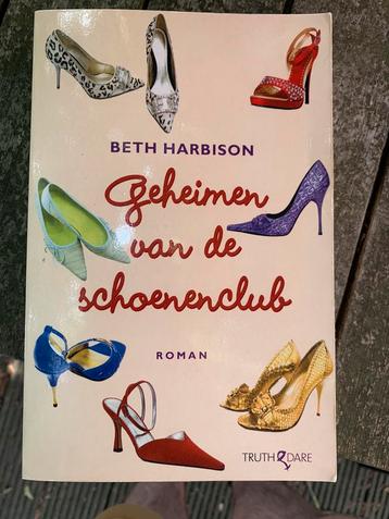B. Harbison - Geheimen van de schoenenclub beschikbaar voor biedingen