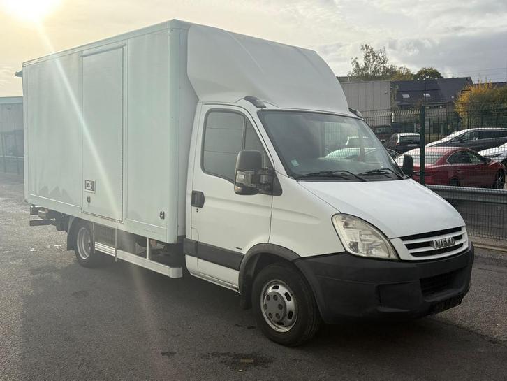 Iveco Dailly 2.3 Laadkast + Lift, Auto's, Bestelwagens en Lichte vracht, Particulier, Iveco, Ophalen