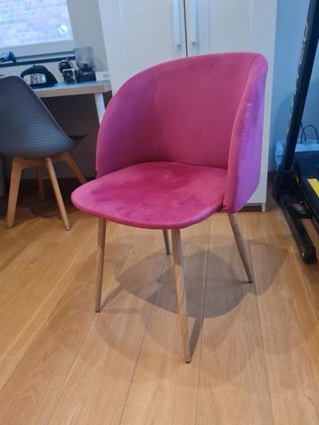 Chaise rose beschikbaar voor biedingen