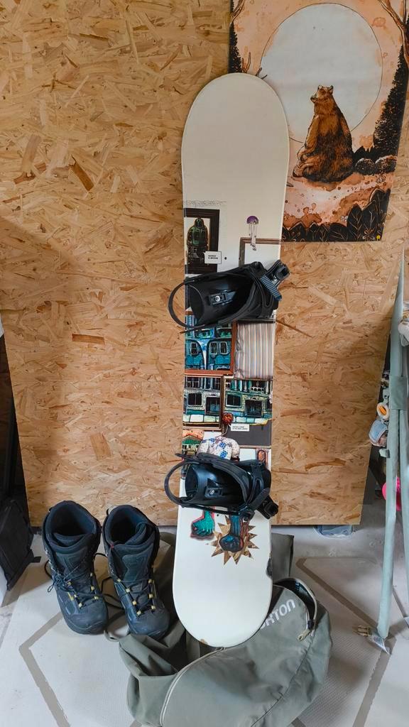 Capita snowboard 159cm + boots + draagtas. In goede staat, Sport en Fitness, Snowboarden, Gebruikt, Board, Ophalen